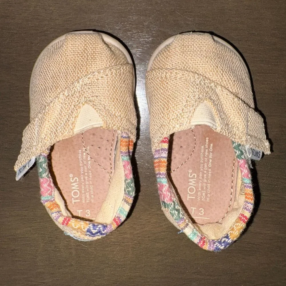 Toms slip side